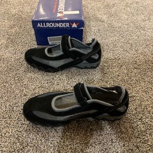 Allrounder by Mephisto Niro - black  size 11